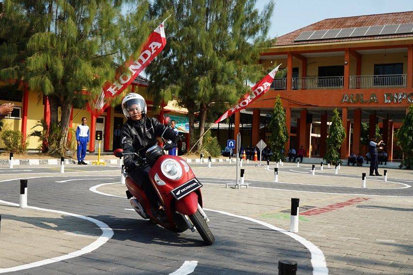 Sambut Hari Lalu Lintas Bhayangkara, Yayasan AHM Siap Lahirkan Duta Safety Riding Milenial