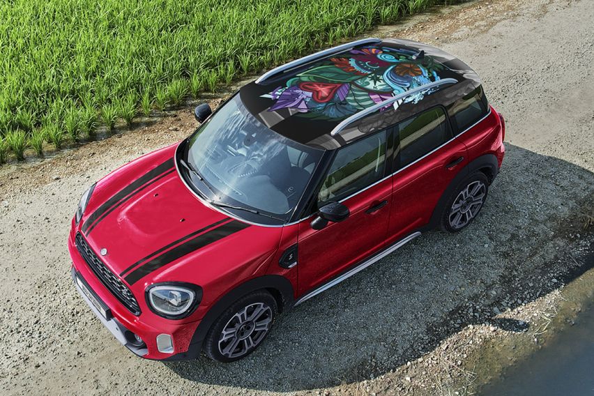 2023 Mini Countryman Roof Art Edition 