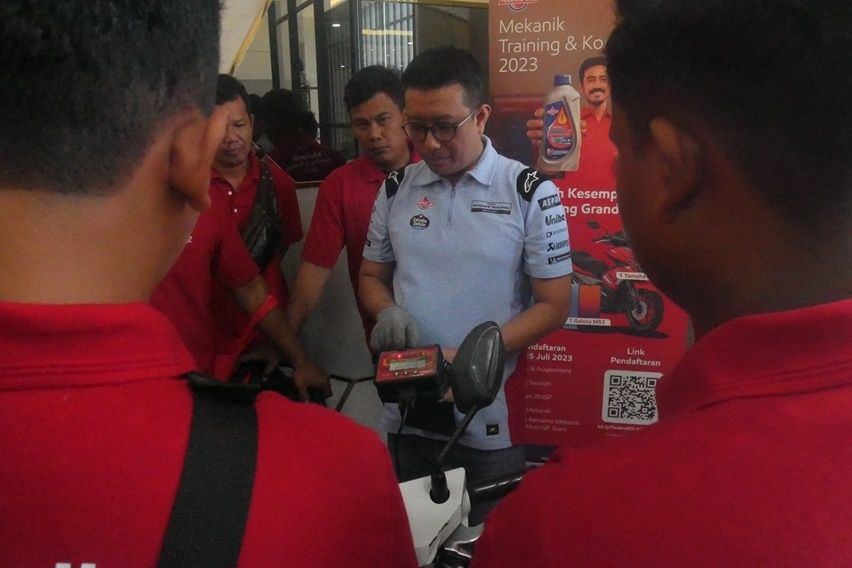 Kontes mekanik Federal Oil