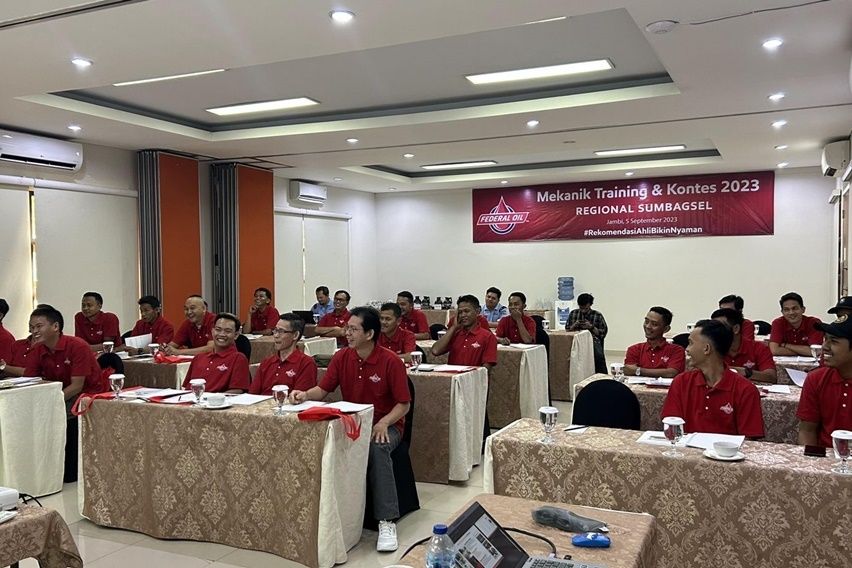 Kontes mekanik Federal Oil