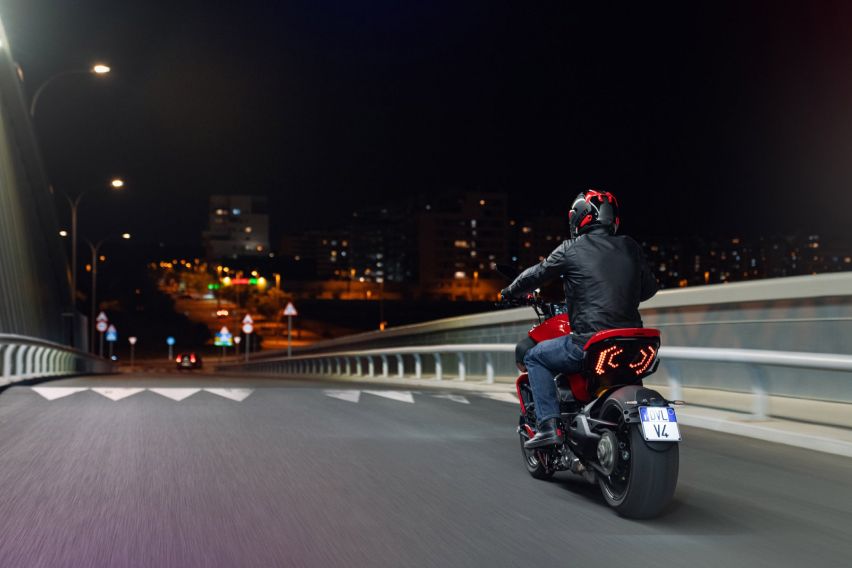 2023 Ducati Panigale V4 SP2