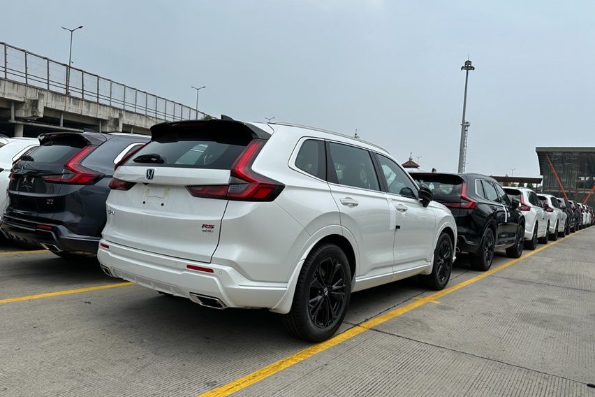 Pengiriman All New Honda CR-V e HEV hybrid