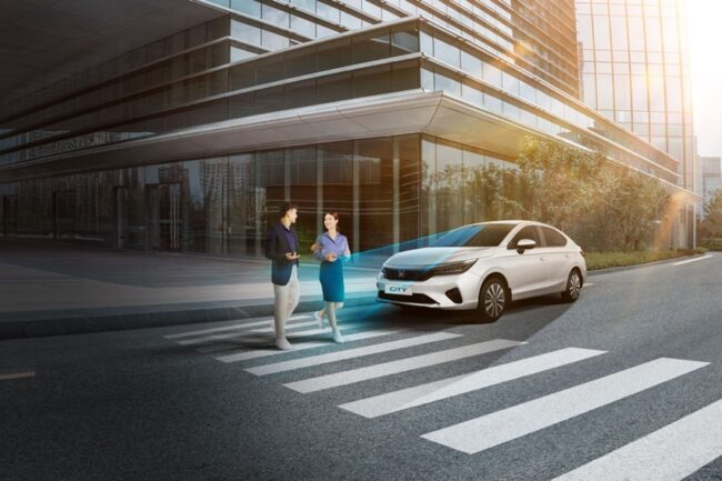 2023/10/New-Honda-City-with-Honda-Sensing-4.jpeg
