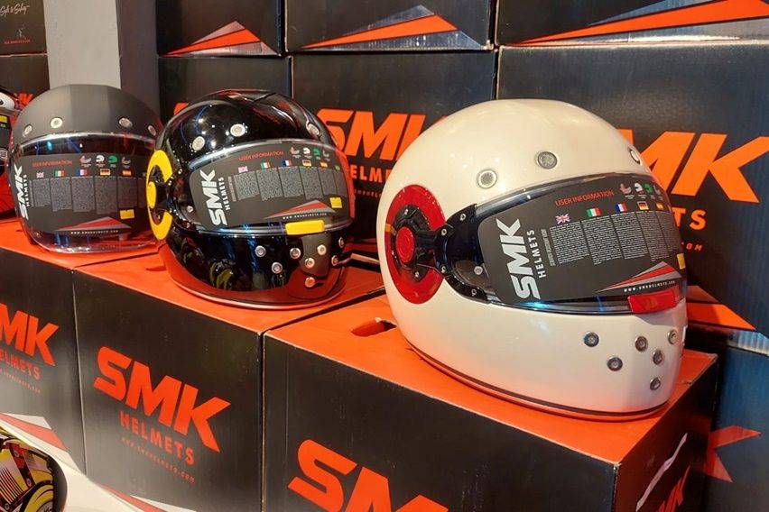 SMK dan Studds Helmet Incar Pengendara Kelas Menengah