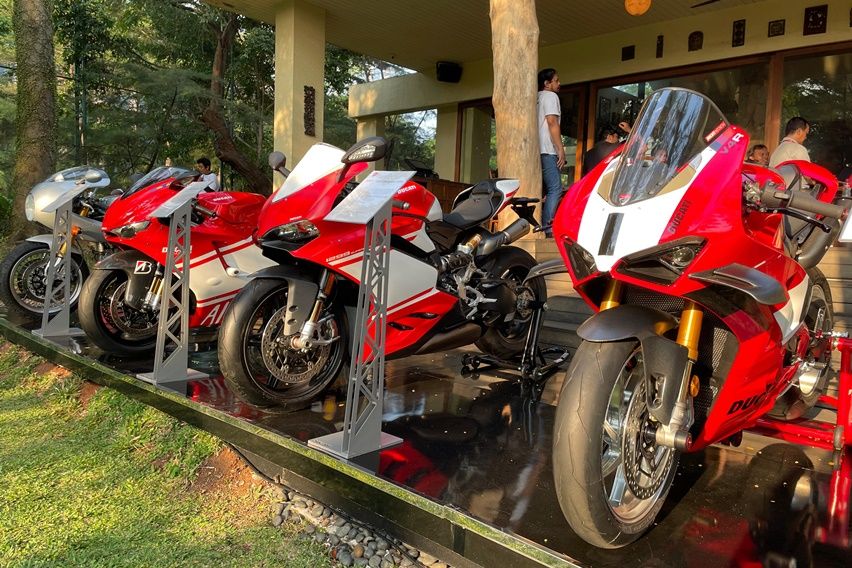 Francesco Bagnaia dan Enea Bastianini tim Ducati MotoGP