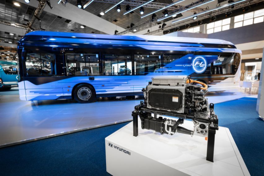 Hyundai develops new hydrogen city bus in partnership with Iveco Group