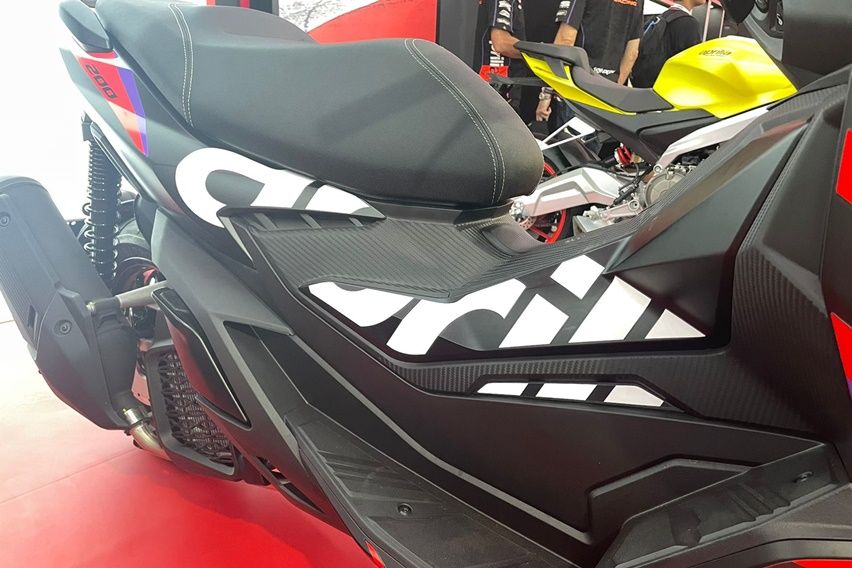 Aprilia SR-GT 200 Replica