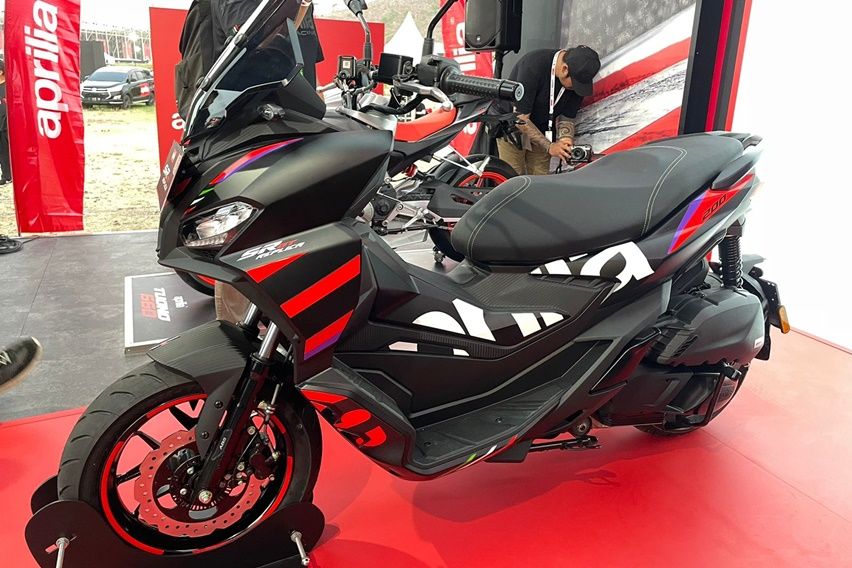 Aprilia SR-GT 200 Replica