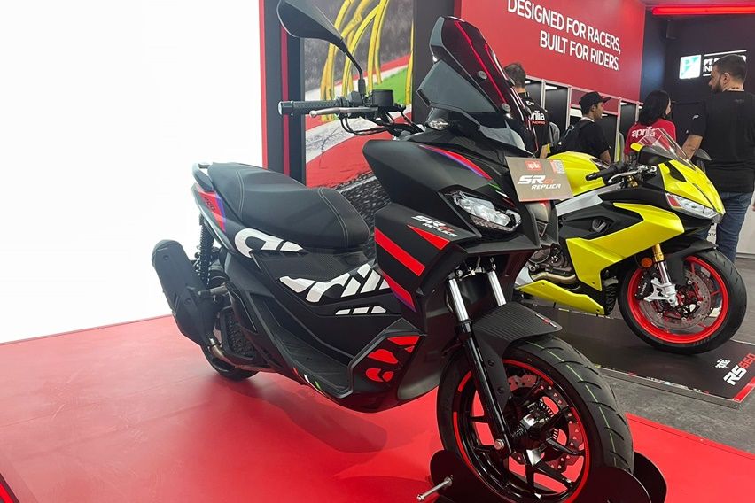 Aprilia SR-GT 200 Replica