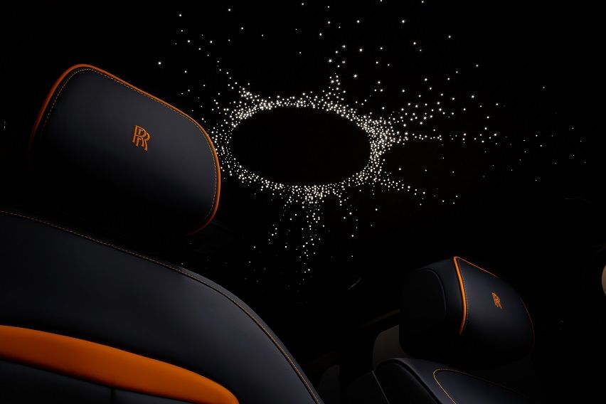 Rolls-Royce Black Badge Ghost Ékleipsis Private Collection (2)