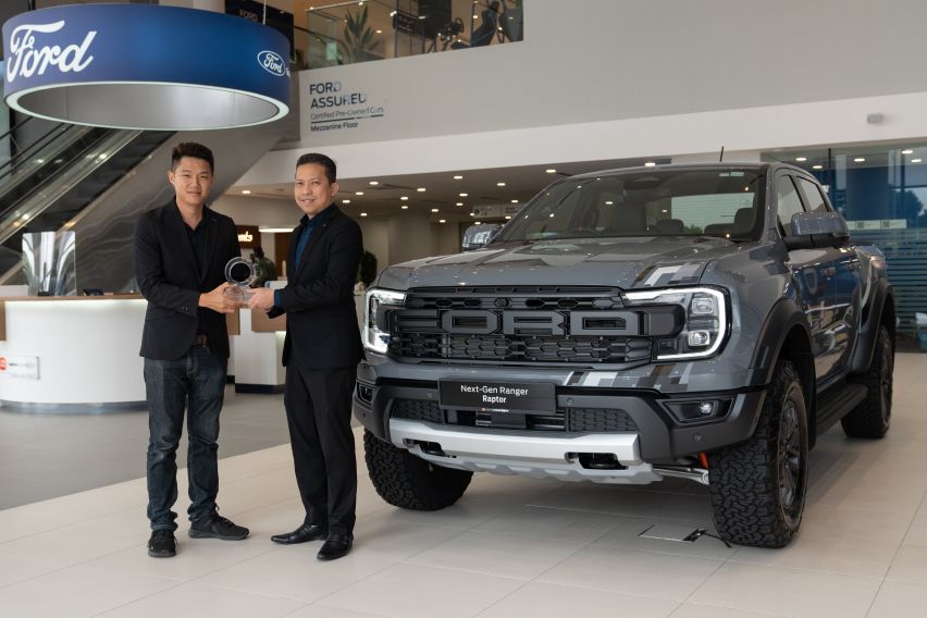 Ford Ranger receives two new awards - 'Pick-up Truck of the Year' and 'Car of the Year' 