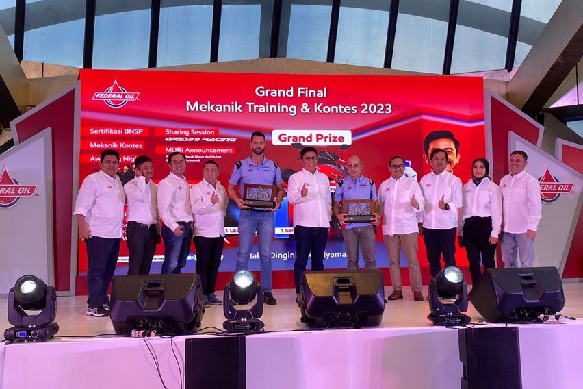 Kompetisi mekanik Federal Oil dapat rekor Muri