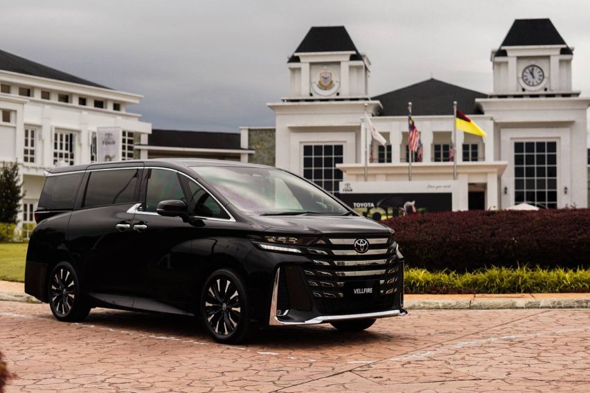 2024 Toyota Vellfire