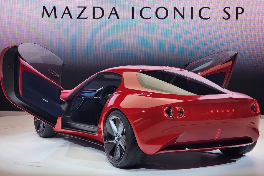 JMS 2023: Mazda Iconic SP compact sports car concept makes global debut