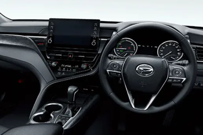 Daihatsu Altis interior