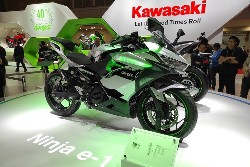 Simak Daftar dan Harga Motor Kawasaki Terbaru per Maret 2024