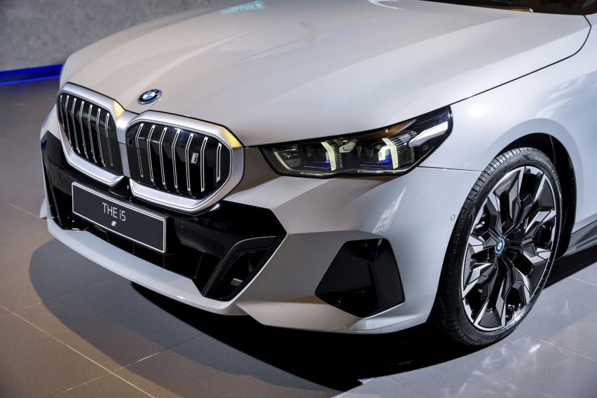 BMW i5