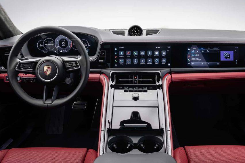 Porsche unveils interior of next-gen Panamera ahead of debut Porsche unveils interior of next-gen Panamera ahead of debut