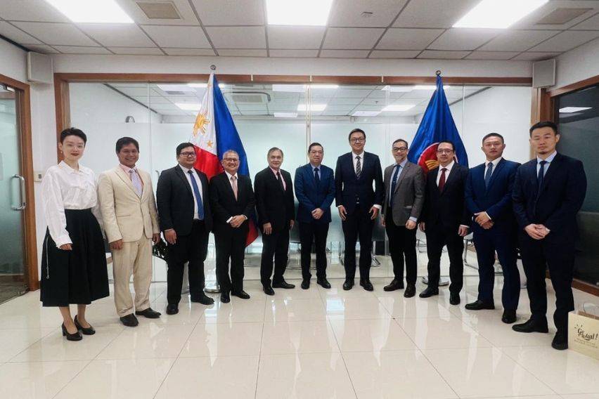 Omoda, Jaecoo execs visit PH consulate in China to discuss plans in local auto sector