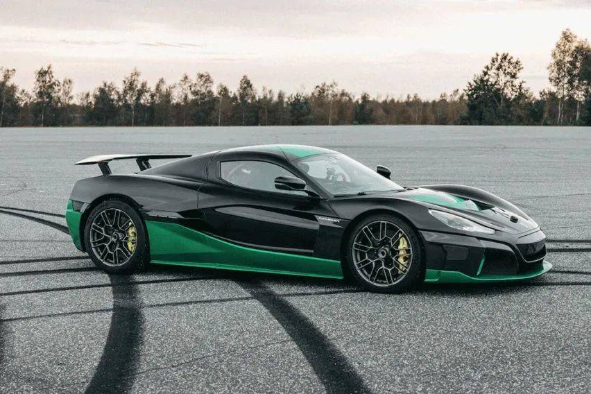 Rimac Nevera sets world record for 275 kmph reverse speed Rimac Nevera sets world record for 275 kmph reverse speed