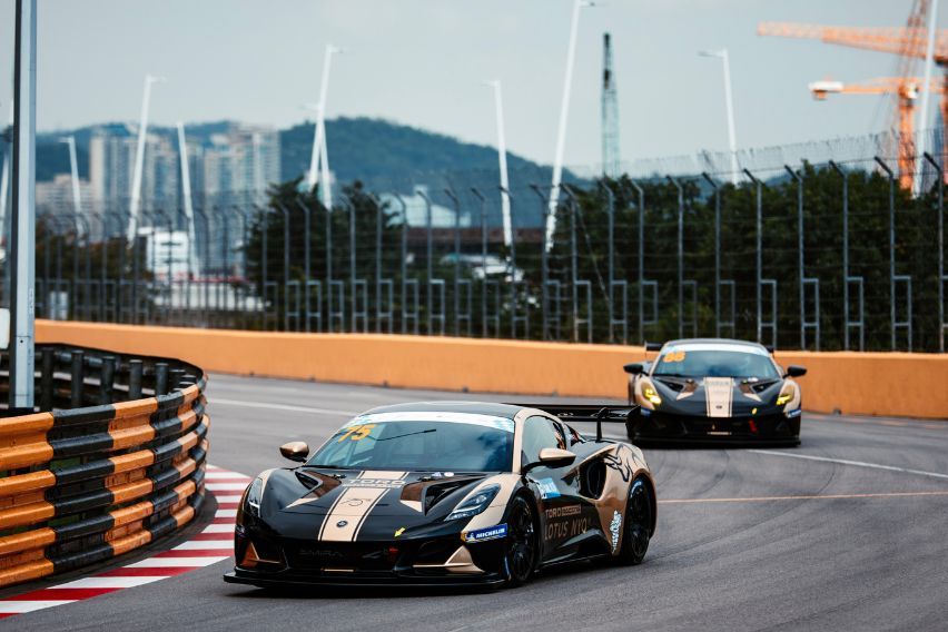 Lotus Emira GT4