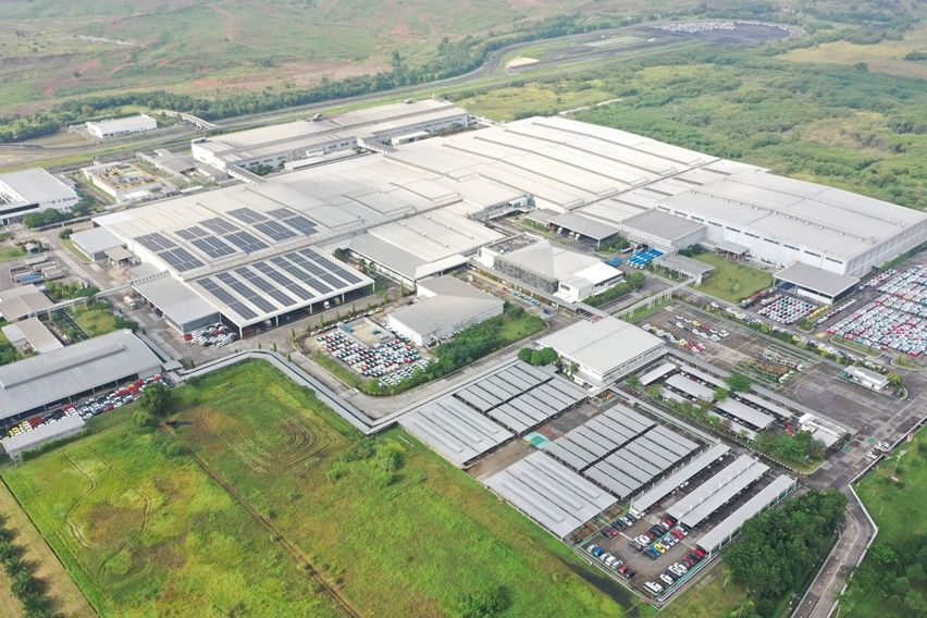 Tekan Emisi Karbon, Daihatsu Gunakan Panel Surya di Pabrik Karawang