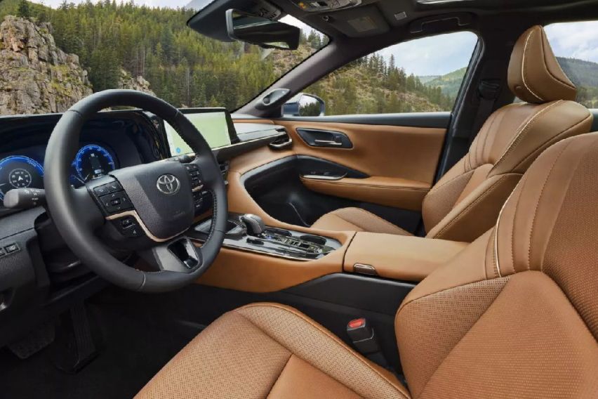 เปิดตัว Toyota Crown Signia SUV