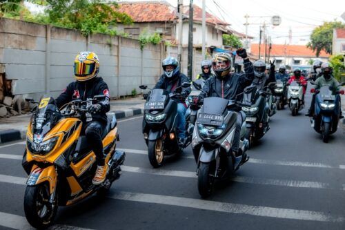 Puluhan Bikers Nmax dan Anggota Podkesmas Gelar Satmori Keliling Jakarta