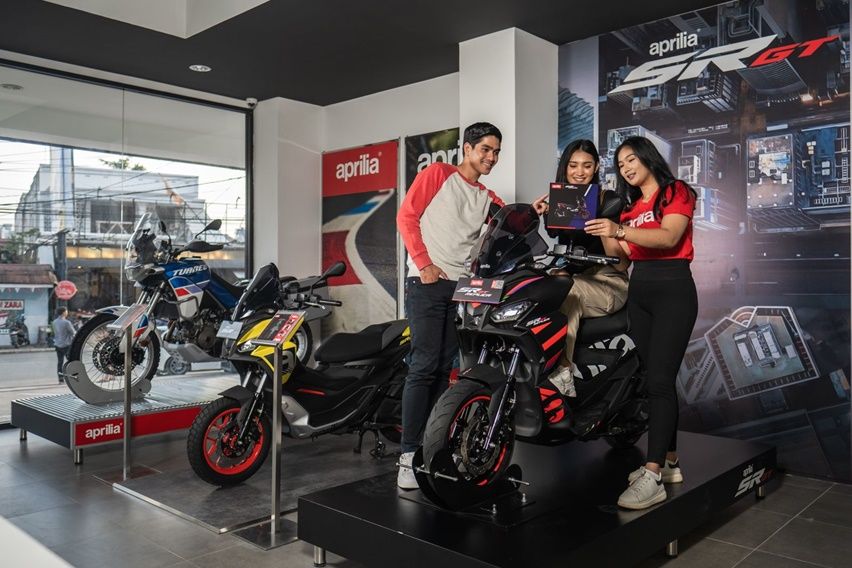 Diler Piaggio Vista Motor Samarinda