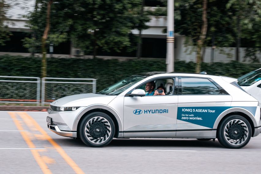 Hyundai Ioniq 5 convoy 