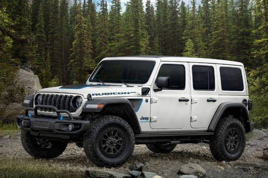 Jeep initiates recall for Wrangler 4xe over fire risk