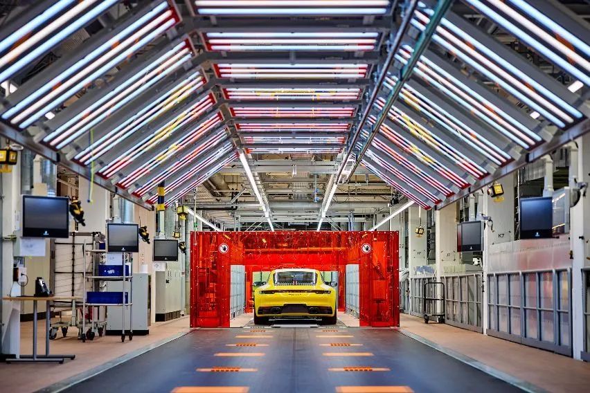 Porsche upgrades its main production plant in Zuffenhausen