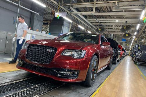Final Chrysler 300C model rolls off production line