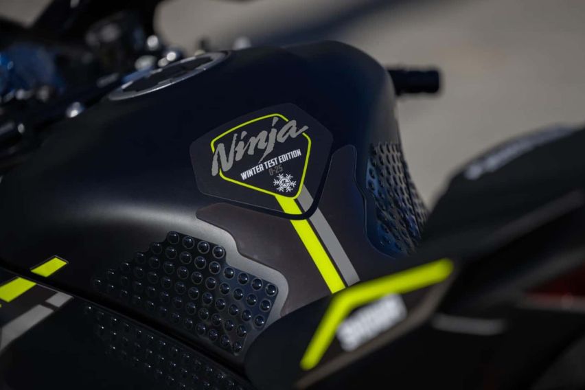 2024 Kawasaki Ninja ZX-10RR Winter Test Edition