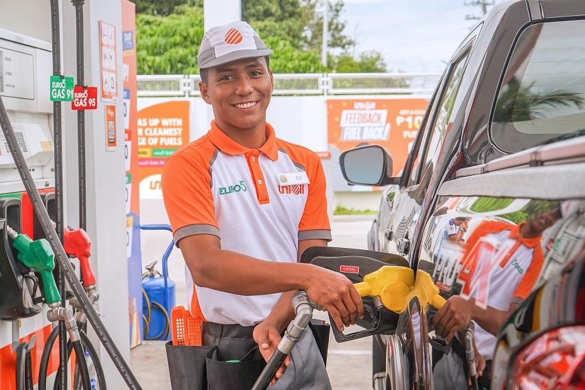 EastWest Bank, Unioil launch X-mas promo