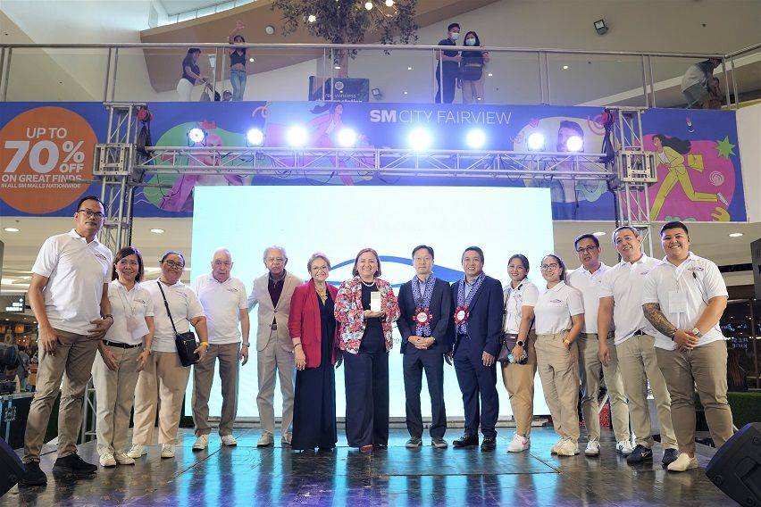 Hyundai Motor PH hands over first DOYA honor to Commonwealth Avenue dealership