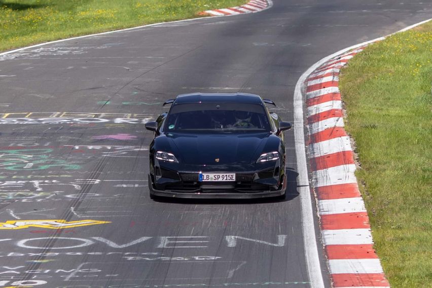 Porsche Taycan ใหม่ วิ่ง Nurburgring ได้เร็วกว่า Tesla Model S Plaid ถึง 17 วินาที