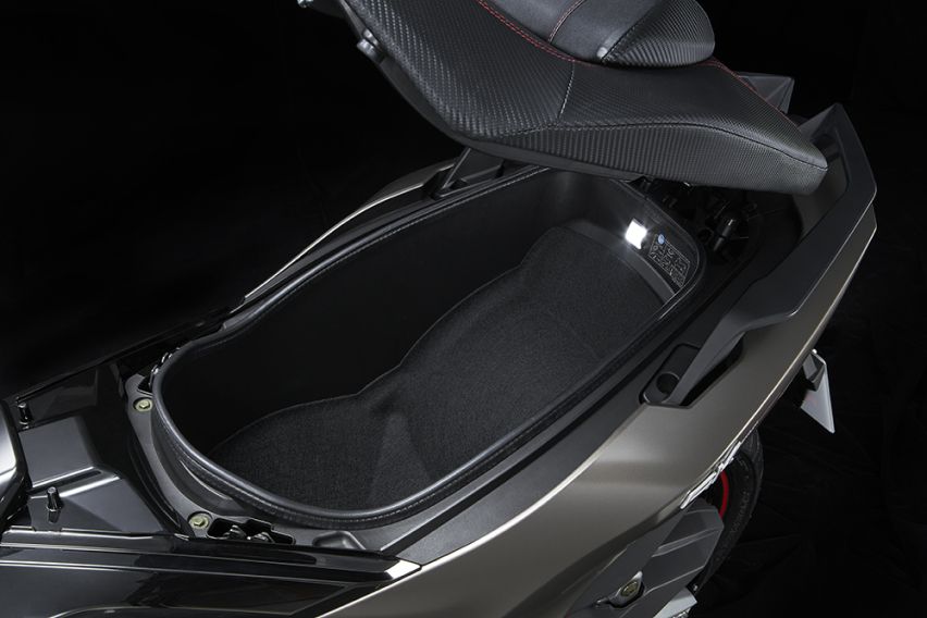 2024 Kymco AK 550 Premium