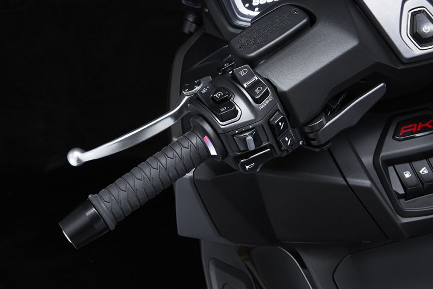 2024 Kymco AK 550 Premium