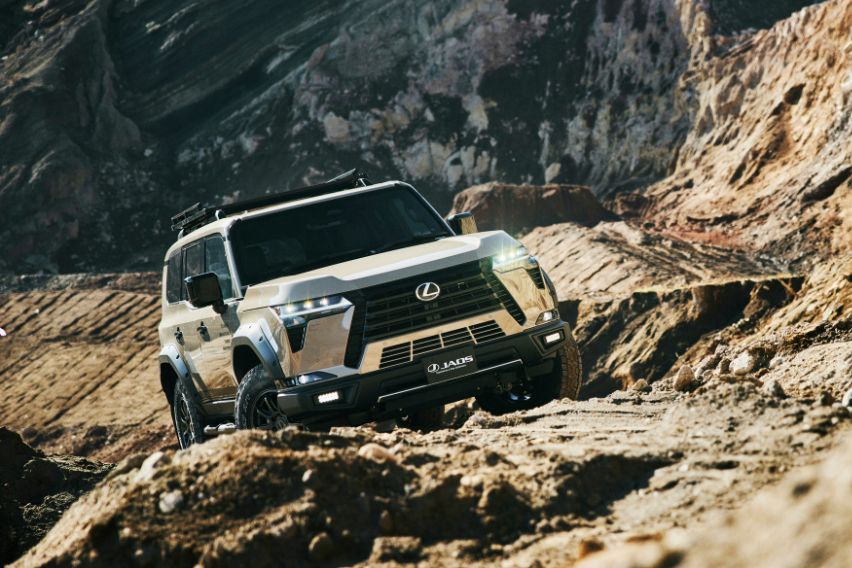 Lexus GX 550 “Overtrail” JAOS version