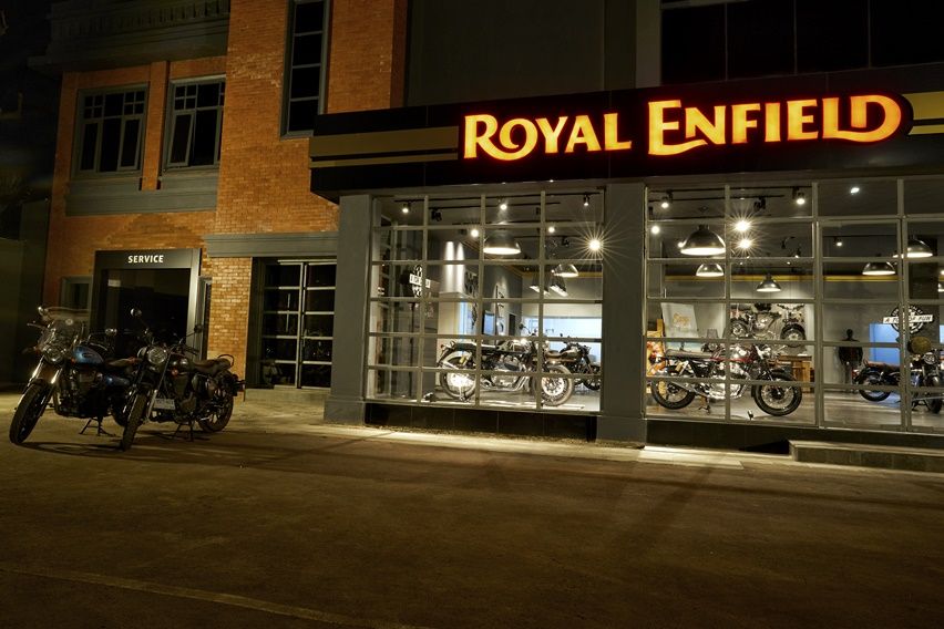 Mudahkan Para Pelanggannya, Royal Enfield Hadirkan Service Center dengan Layanan Terpercaya