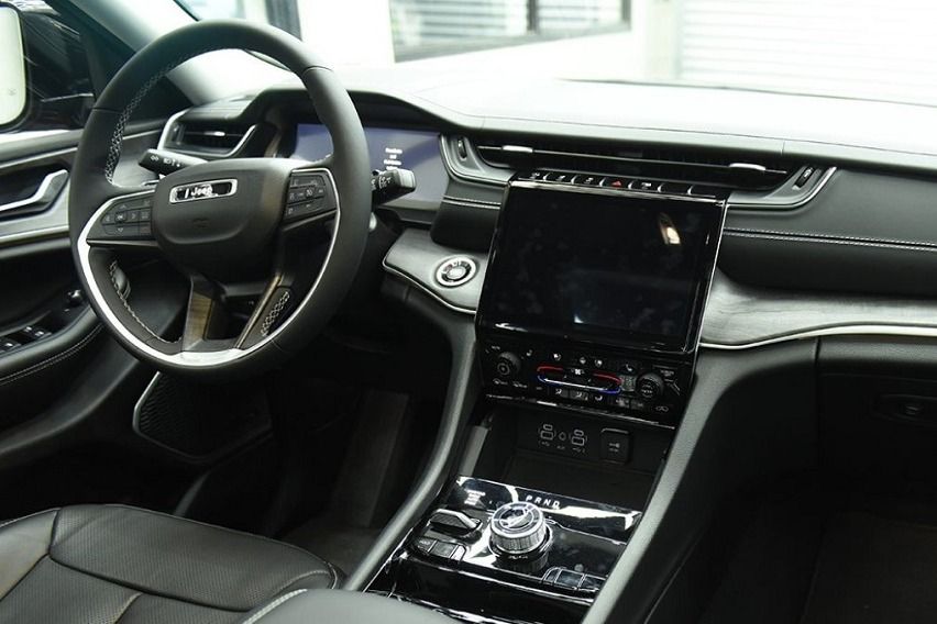 Jeep PH Grand Cherokee L (1)