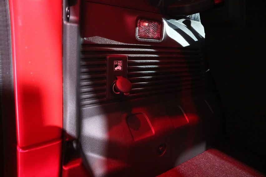 Suzuki Jimny 5-door by Paulo Papa 7