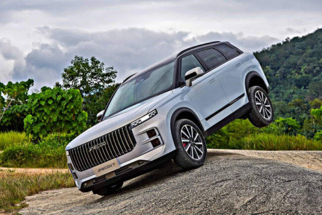 Jaecoo J7, a new contender in Off-Road suvs tested for toughnes locally ...