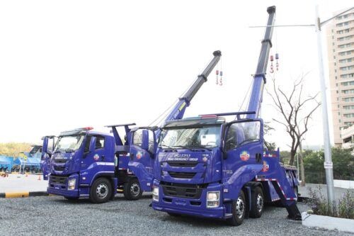 MMDA acquires Isuzu Giga for road emergency and disaster response