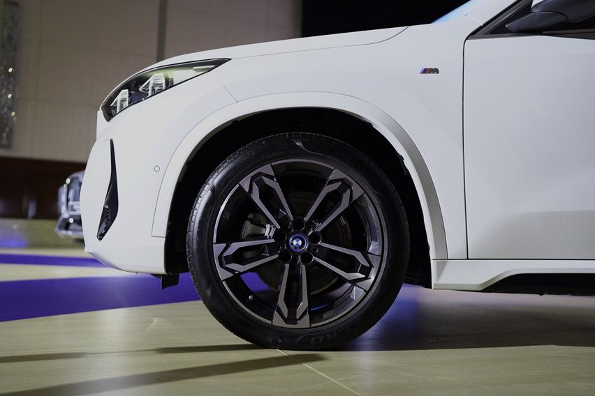 BMW iX1 eDrive20 M Sport