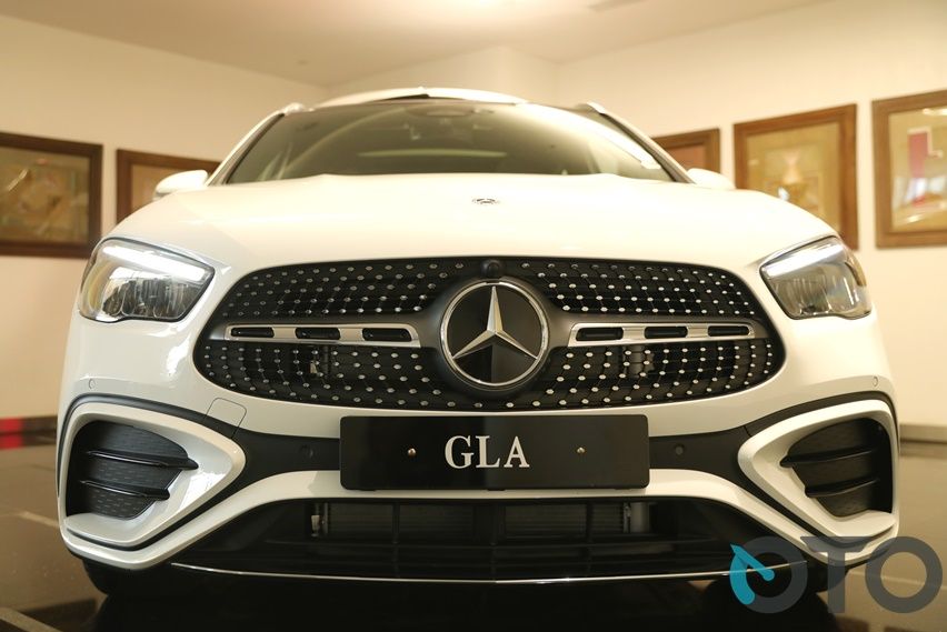 New Mercedes-Benz GLA 200 AMG Line