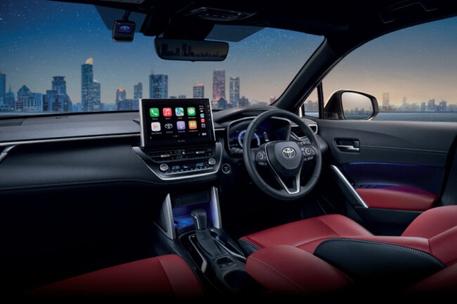 2024 Toyota Corolla Cross facelift interior