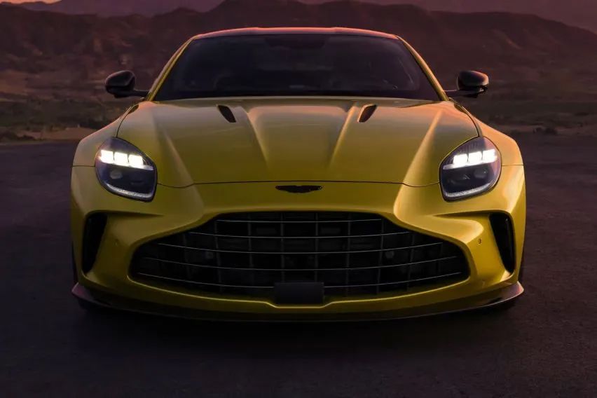 2024 Aston Martin Vantage