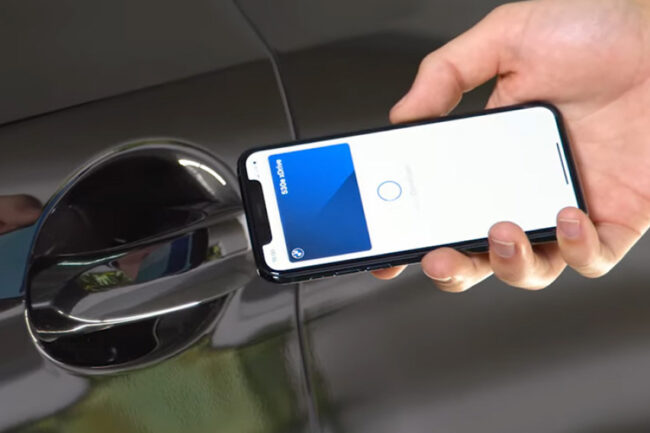 Comfort Access featuring BMW Digital Key Plus